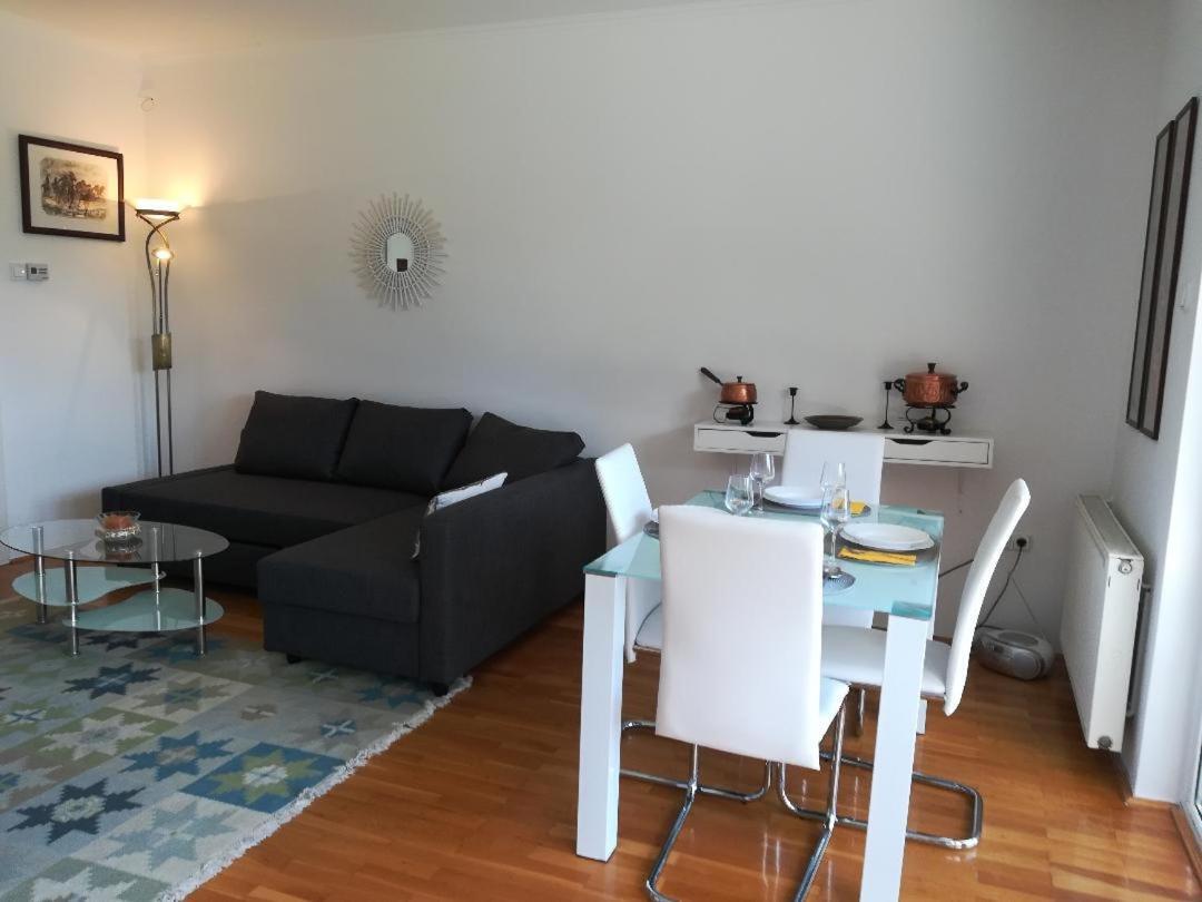 Homy Apartment In Buda, With Safe Garage And Terrace 布达佩斯 外观 照片