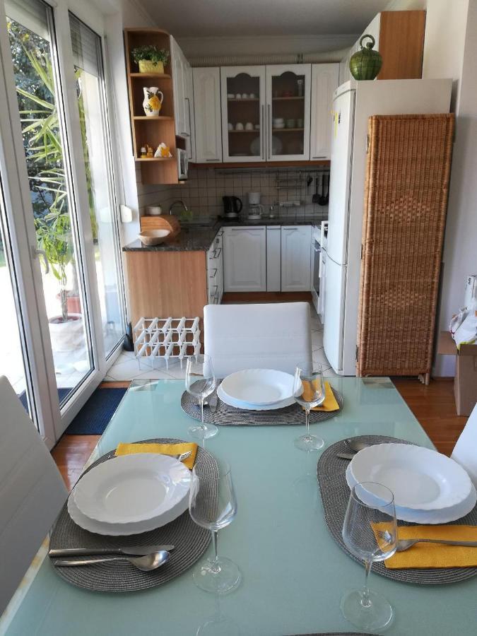 Homy Apartment In Buda, With Safe Garage And Terrace 布达佩斯 外观 照片