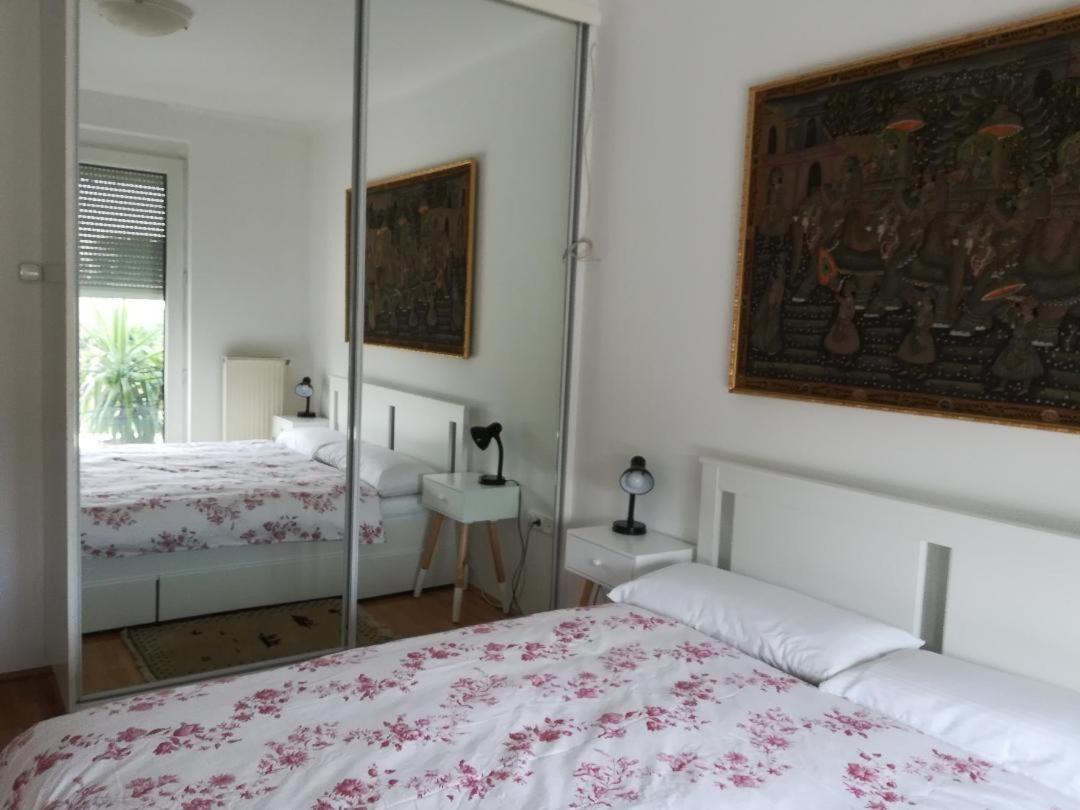 Homy Apartment In Buda, With Safe Garage And Terrace 布达佩斯 外观 照片